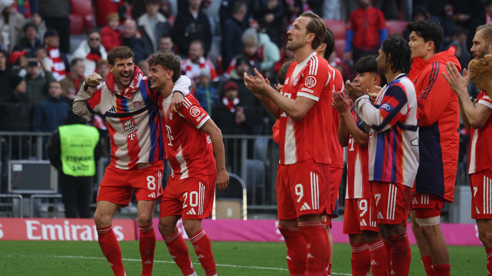 بايرن ميونيخ يبتعد بصدارة الدوري الألماني 