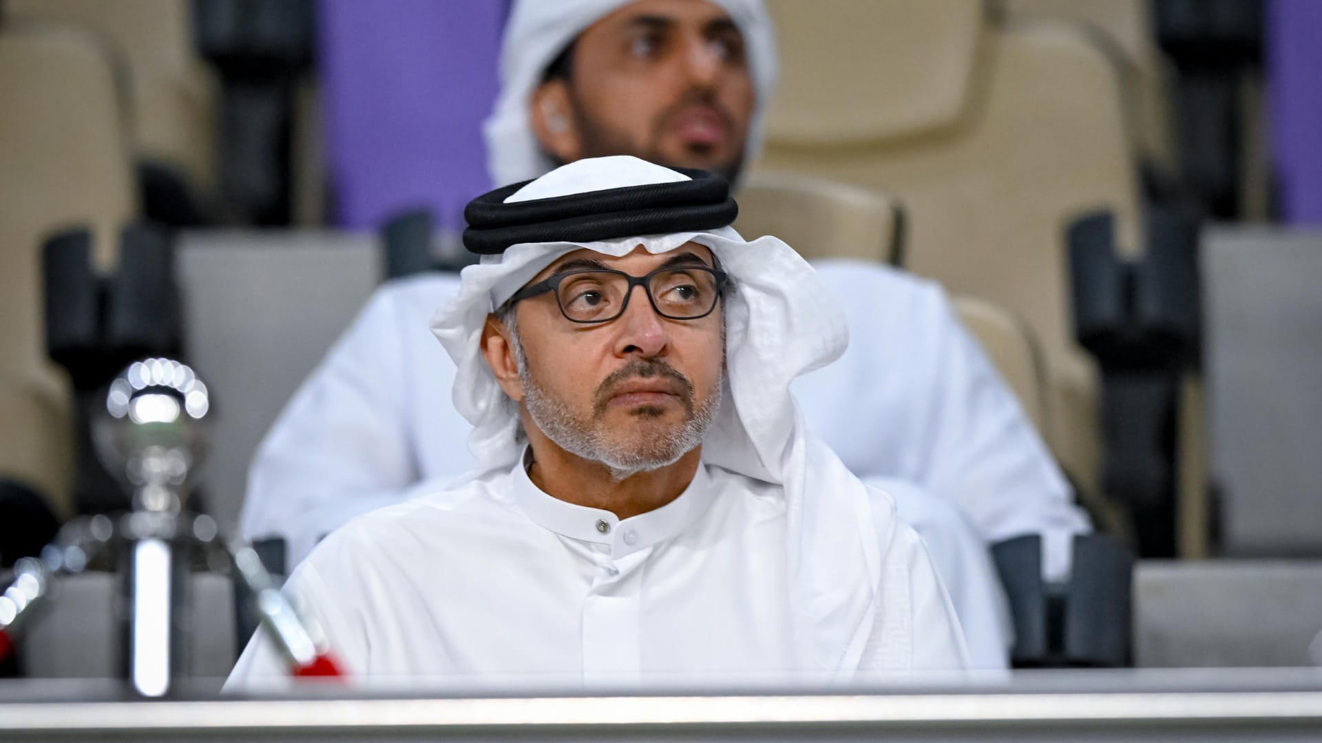 هزاع بن زايد يشهد مباراة الجزيرة وشباب الأهلي في كأس رئيس الدولة 