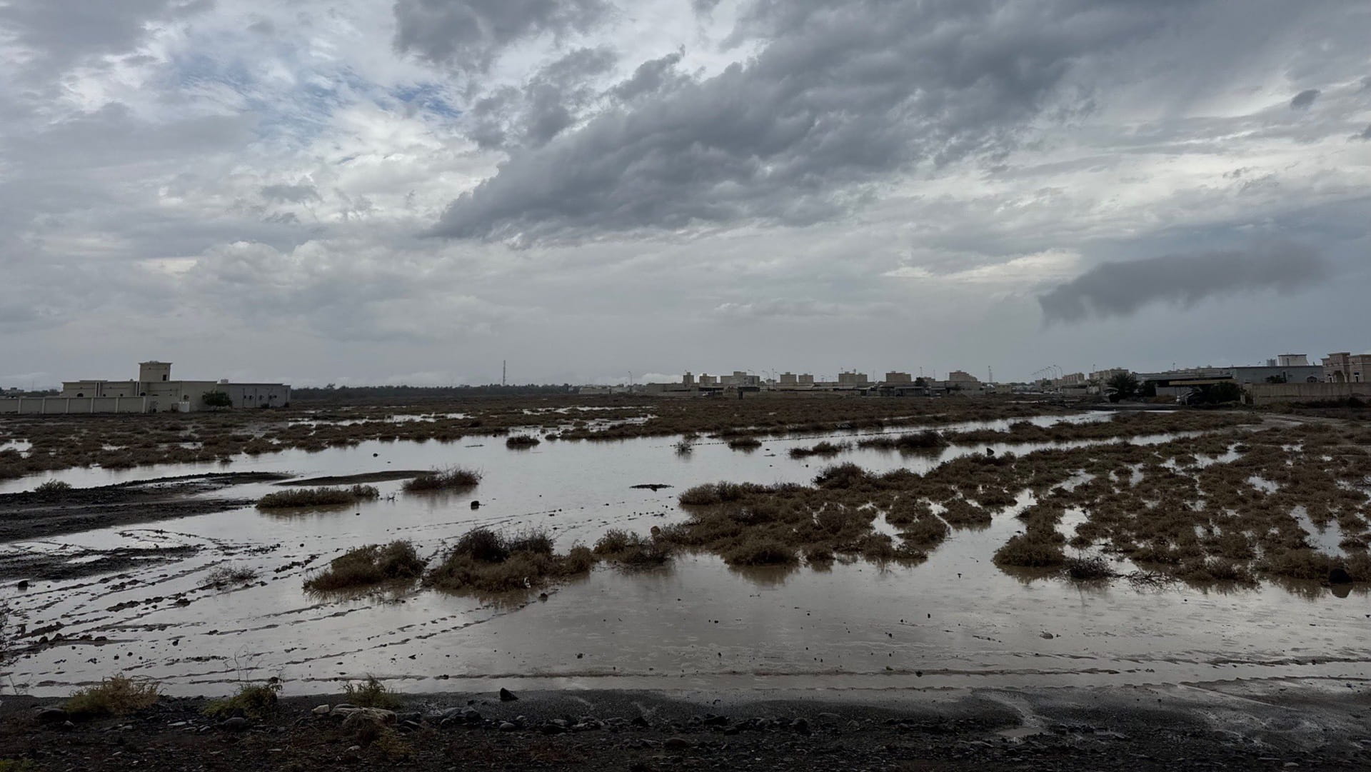 سلطنة عُمان تعلن ارتفاع ضحايا سوء الأحوال الجوية إلى 4 وفيات