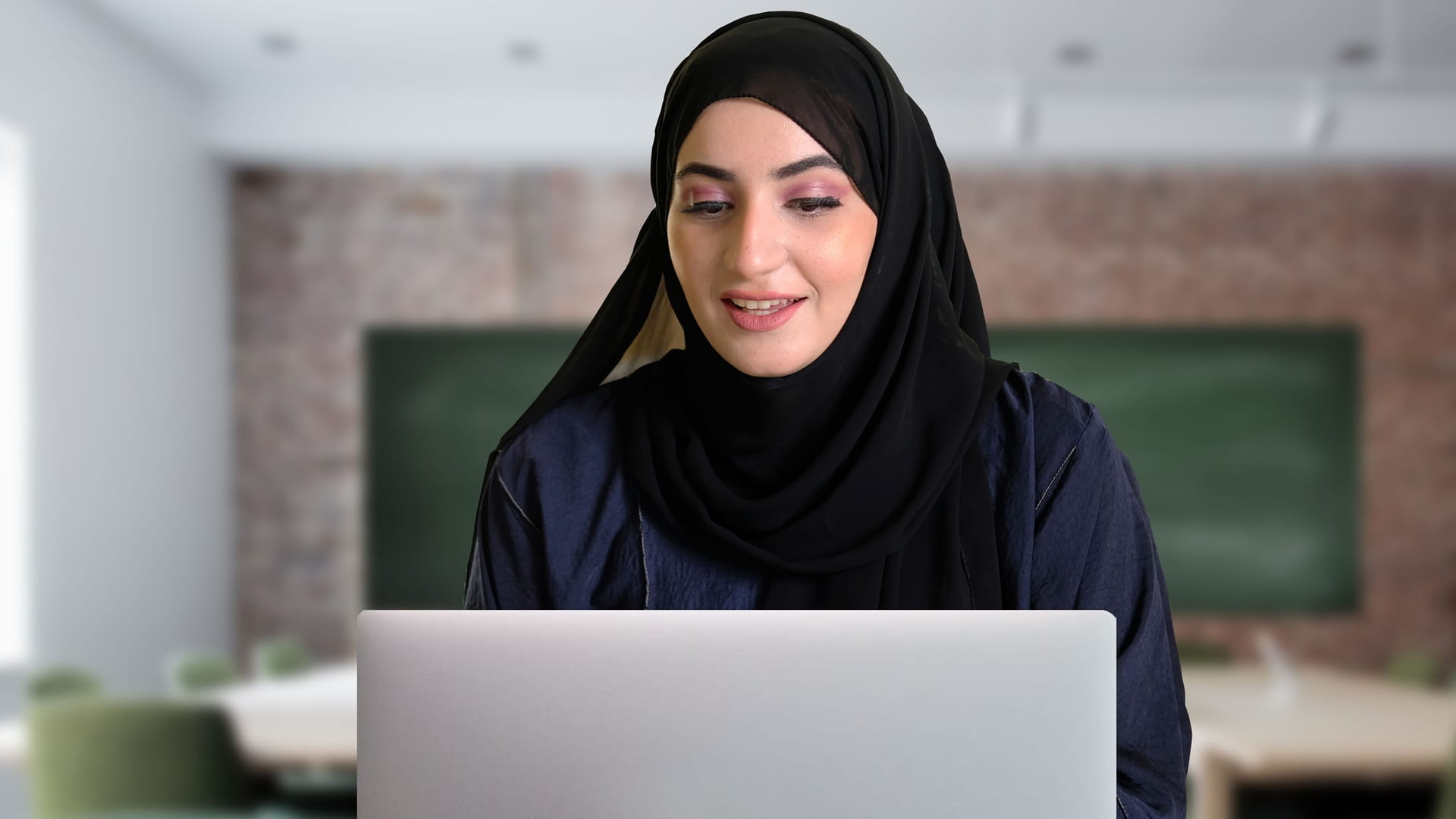 "التعلم عن بعد" يعزز مرونة واستدامة المنظومة التعليمية بالإمارات