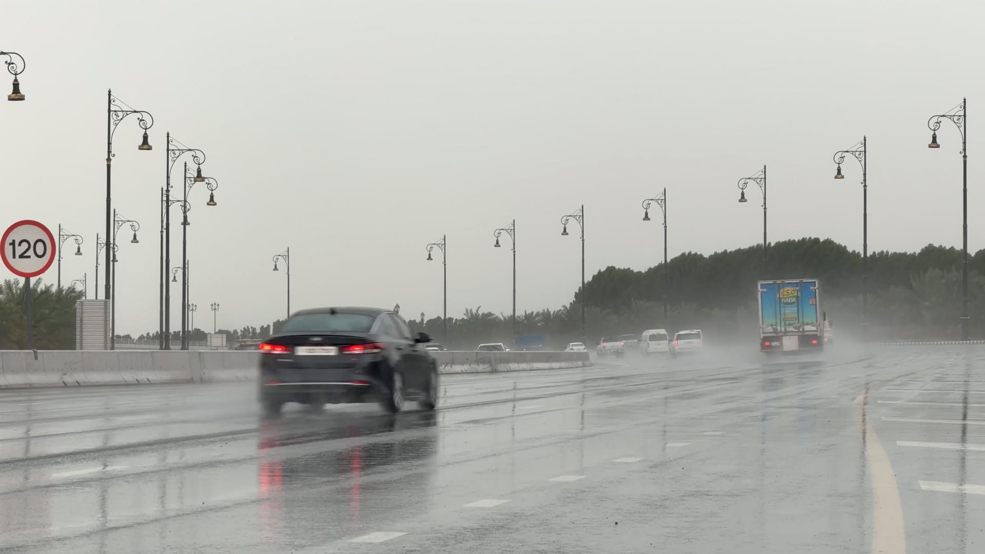 Sharjah authorities show readiness for heavy rains 
