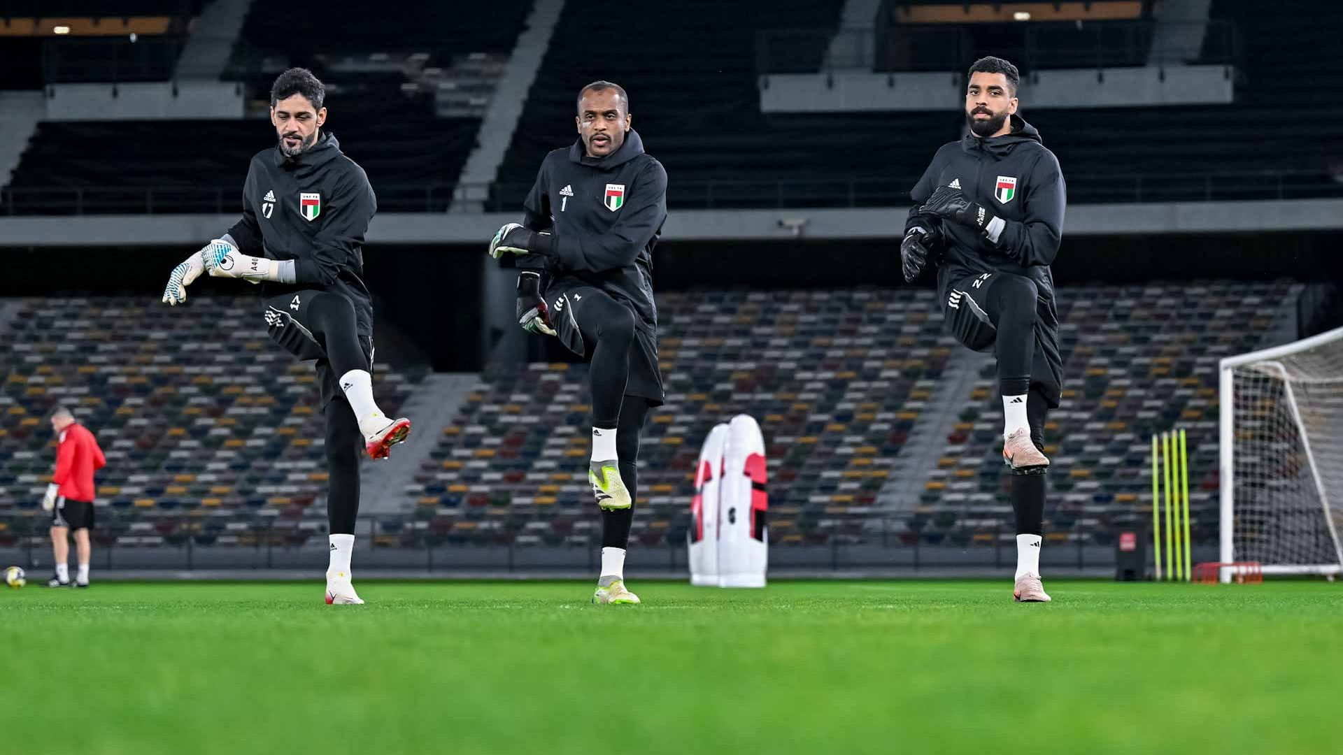 المنتخب الوطني يؤدي تدريبه الأول في استاد مدينة زايد الرياضية