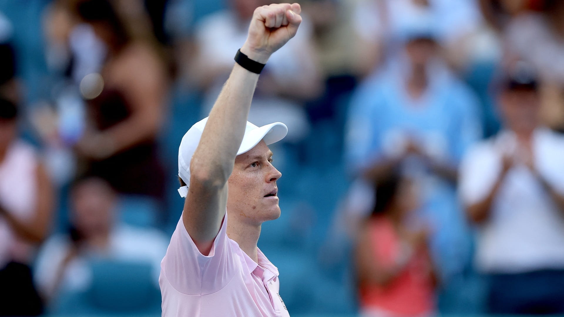 Jannik Sinner advances to Miami Open Quarterfinals 
