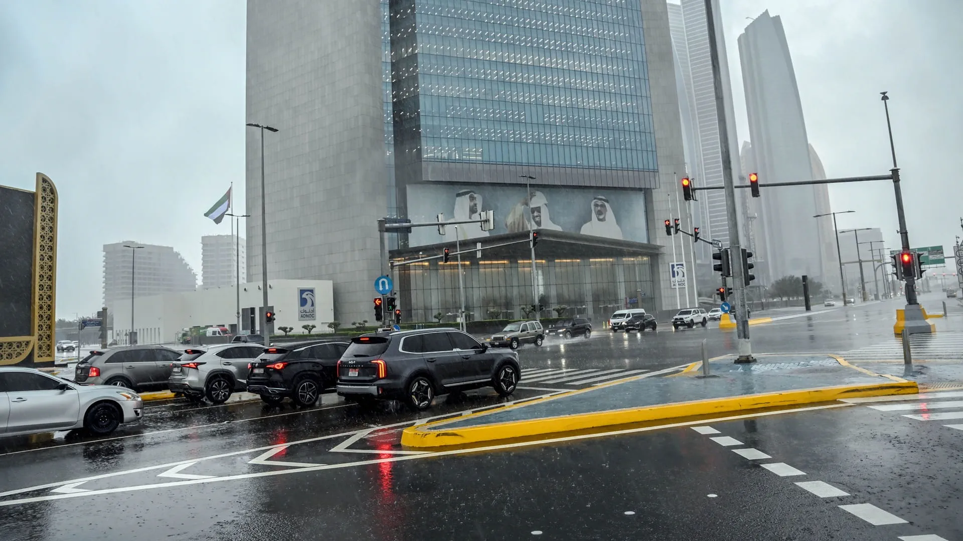 UAE expects temperature drop, rain chances midweek ahead 