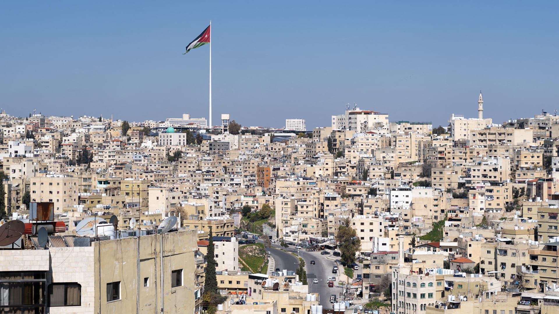 الأردن يعلن إطلاق 22 صاروخاً إيرانياً على المملكة في أسبوع 