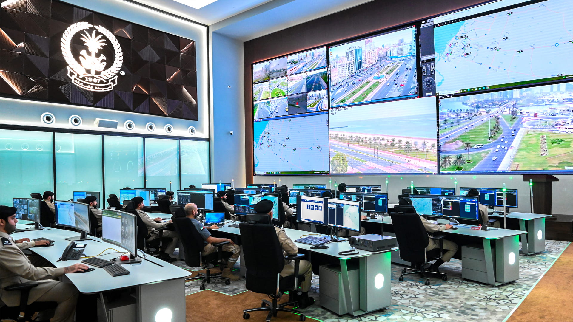 Sharjah Police handle over 40,000 calls during storm 