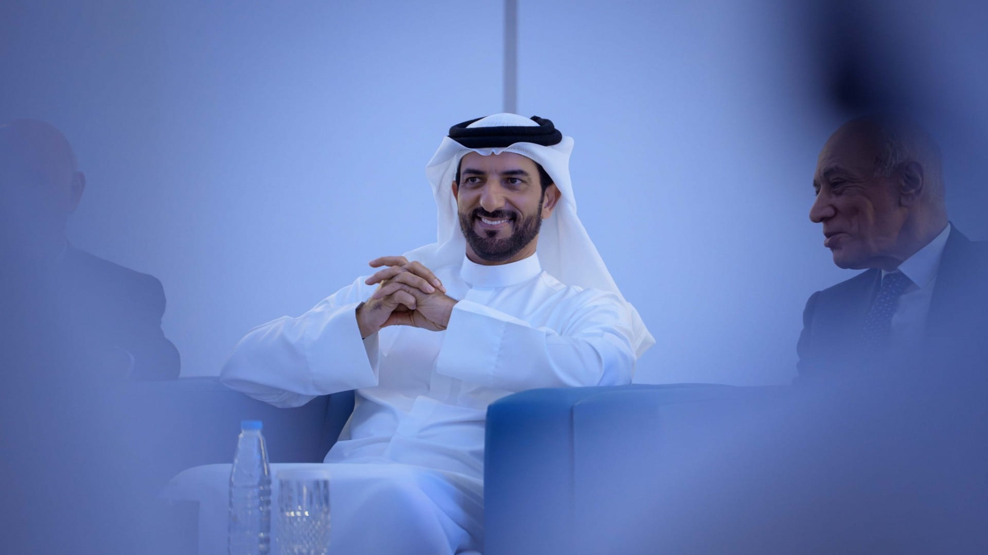 سلطان بن أحمد القاسمي يشهد إطلاق القمر الصناعي "الشارقة سات 2"