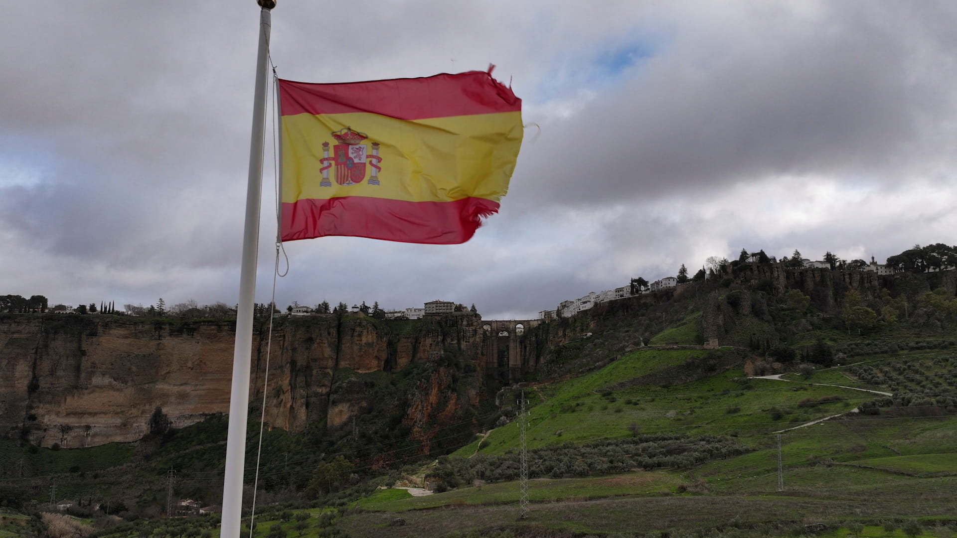 إسبانيا تغلق مجالها الجوي أمام طائرات أميركية مشاركة في حرب إيران