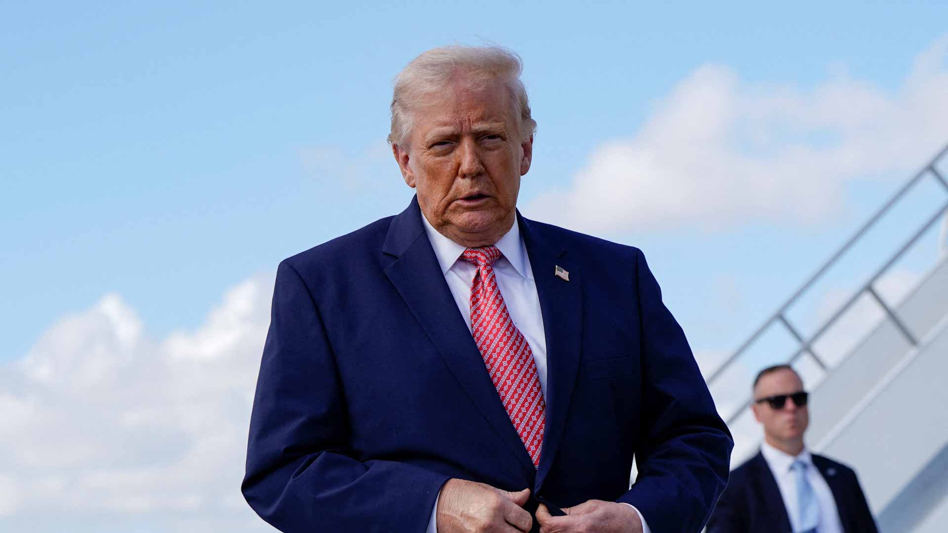 مجدداً.. ترامب يتوعد إيران بالجحيم إذا لم تفتح مضيق هرمز