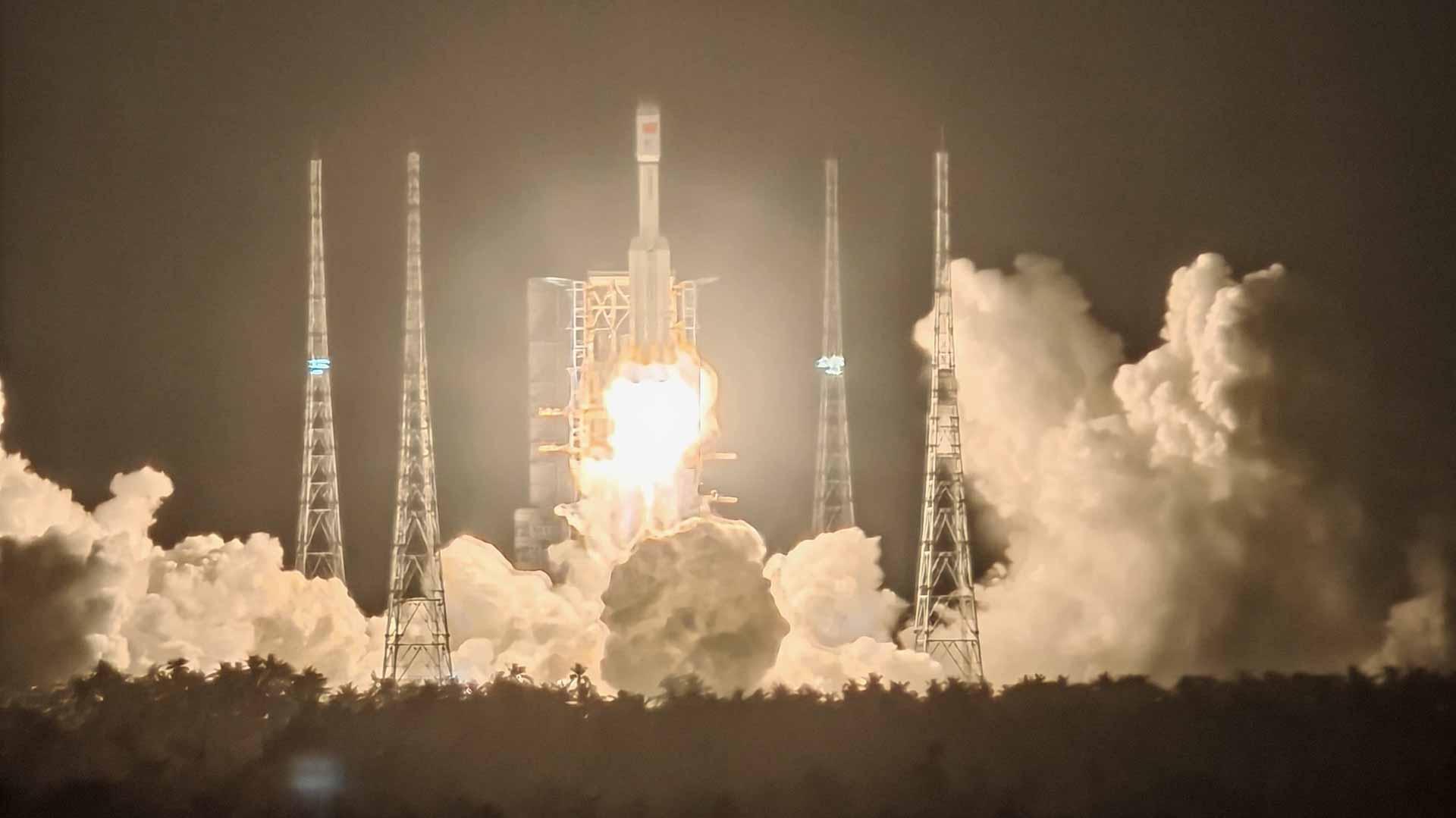 China's Tianzhou-9 cargo craft re-enters atmosphere