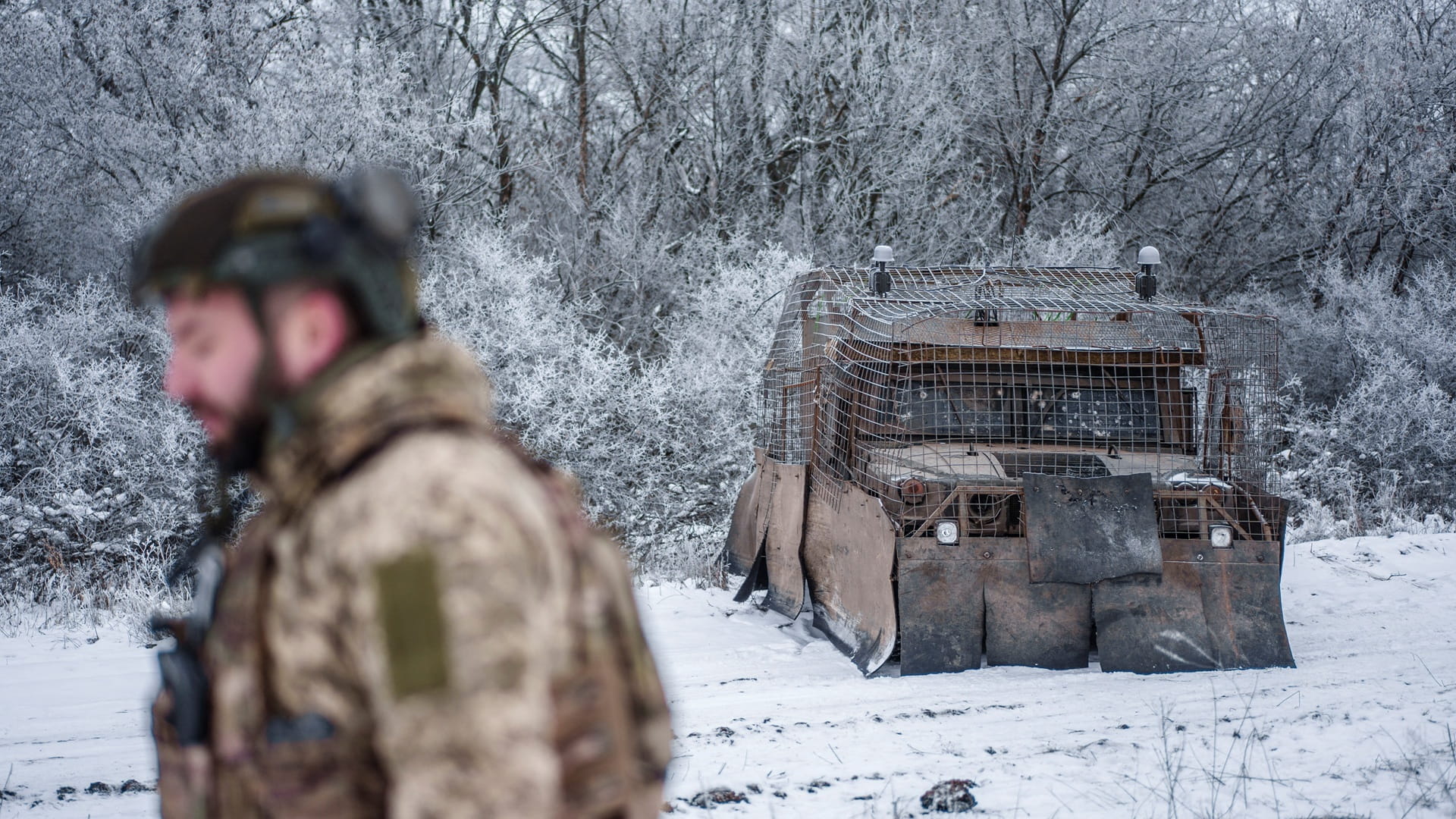 Image for the title: Trump announces three-day Ukraine–Russia ceasefire 