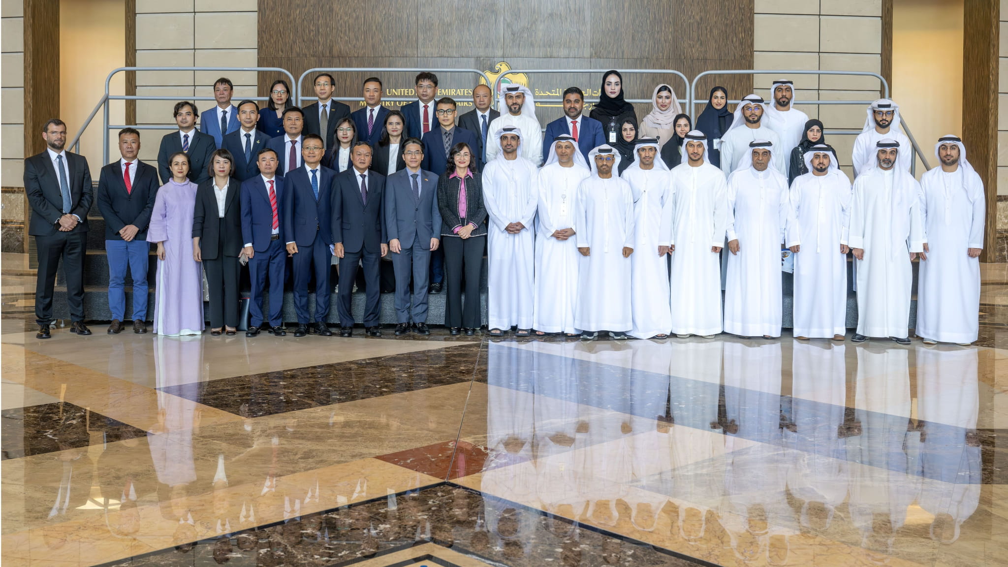 انعقاد اللجنة المشتركة بين دولة الإمارات وجمهورية فيتنام في أبوظبي