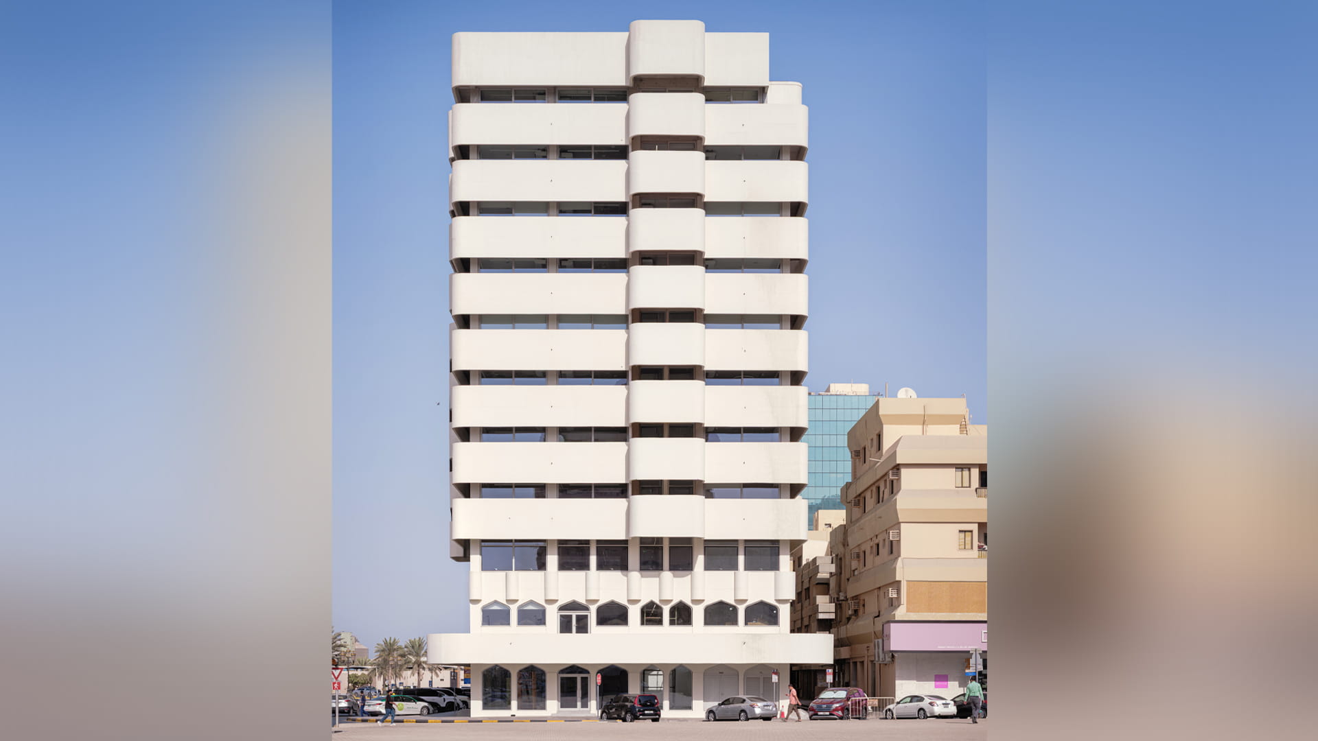 صورة بعنوان: الشارقة للفنون تشرف على لجنة لحماية التراث المعماري الحديث 