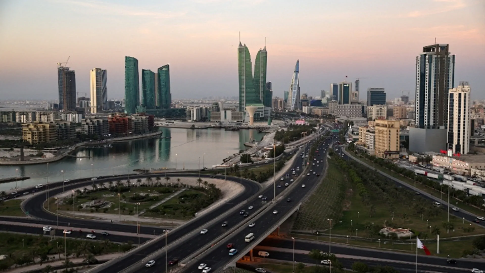 Bahrain welcomes UAE mediation in Russia-Ukraine prisoner swap 