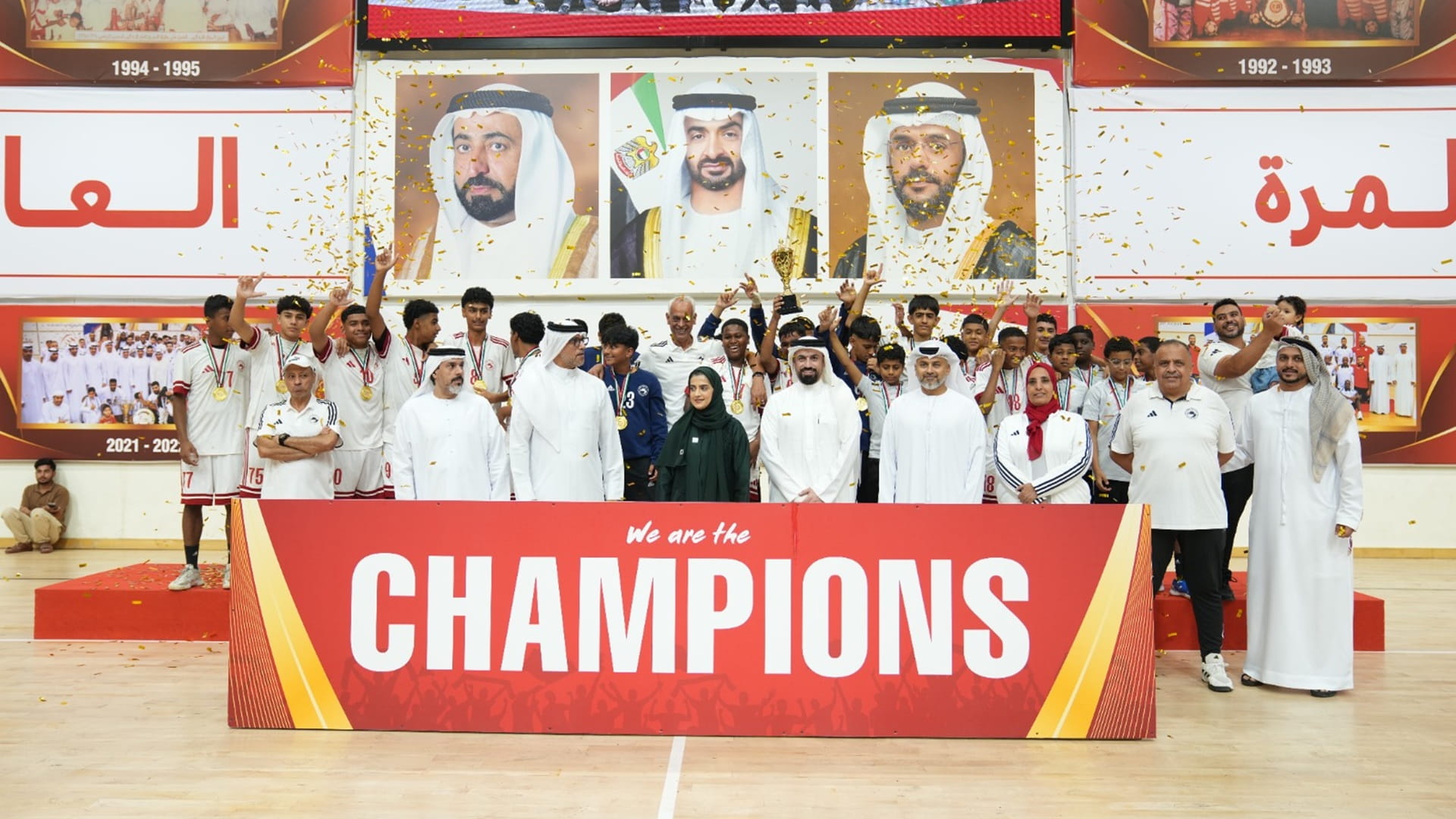 فريق الشارقة يتوّج بكأس الإمارات لكرة اليد لفئة الصغار 
