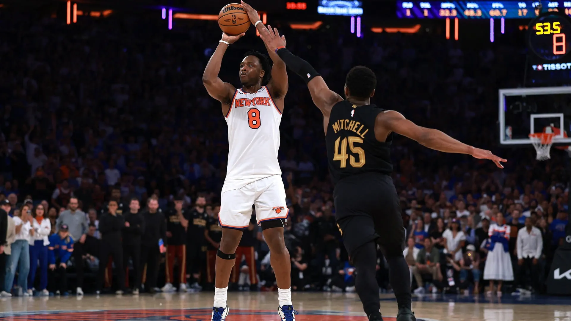 Knicks rally from 22 down to beat Cavaliers in overtime