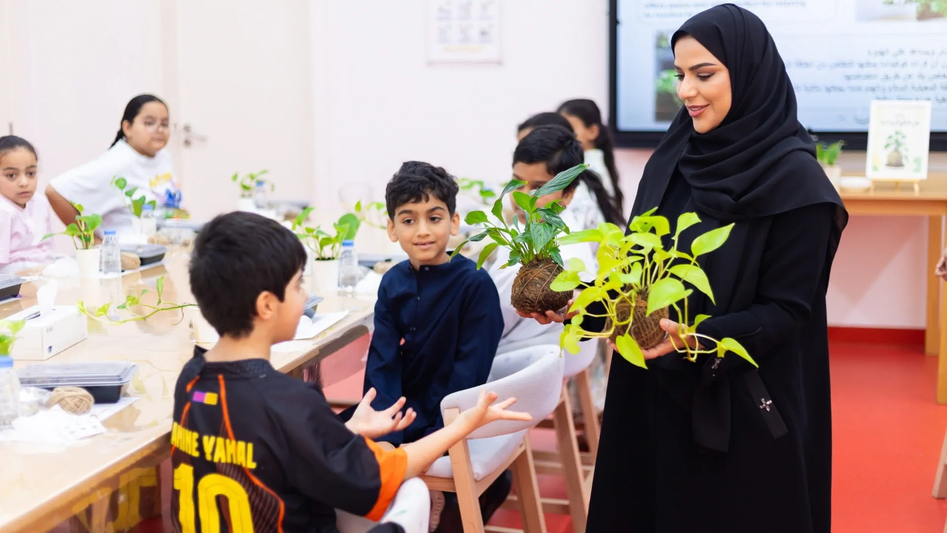 Sharjah Children discover the Japanese art of Kokedama
