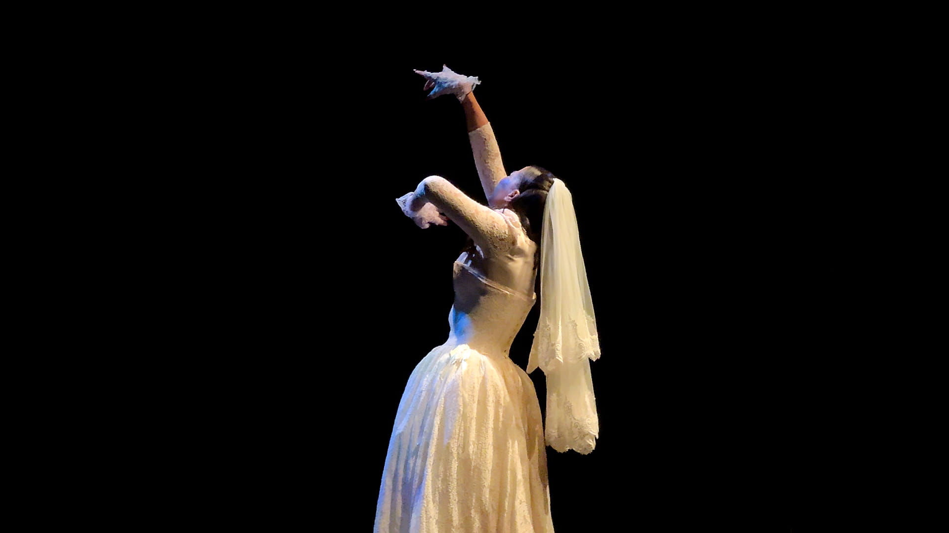 Image for the title: Dibba Al Hisn Duos Theatre Festival kicks off 