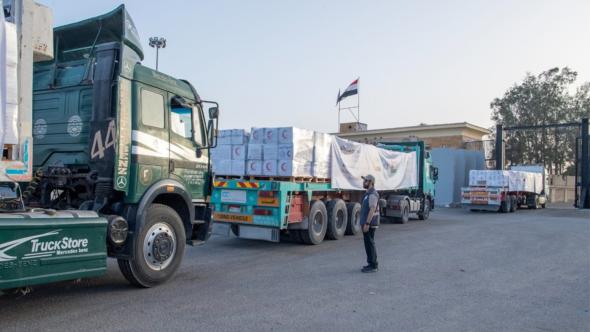 4 UAE aid convoys enter Gaza under Operation Chivalrous Knight 3