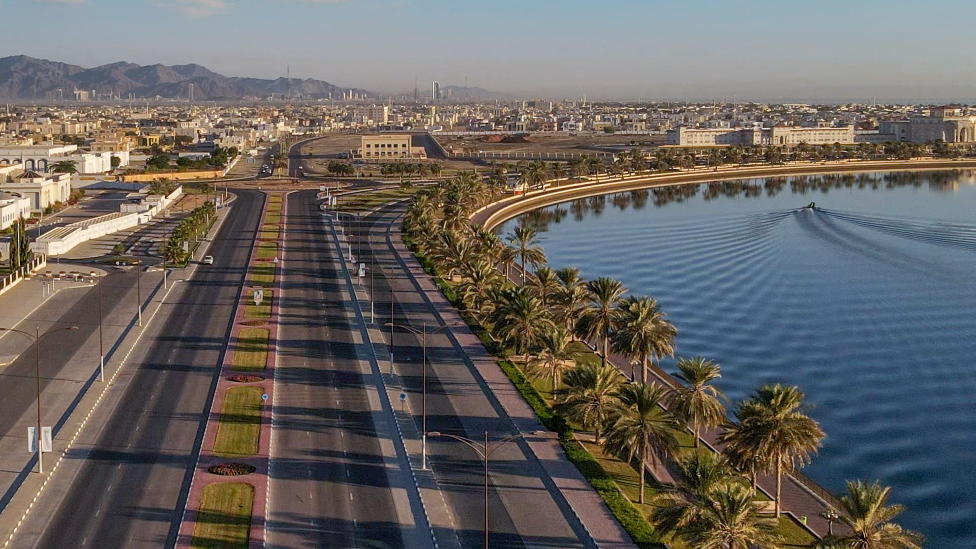 مدينة كلباء.. بين الطبيعة الساحرة والتاريخ الغني