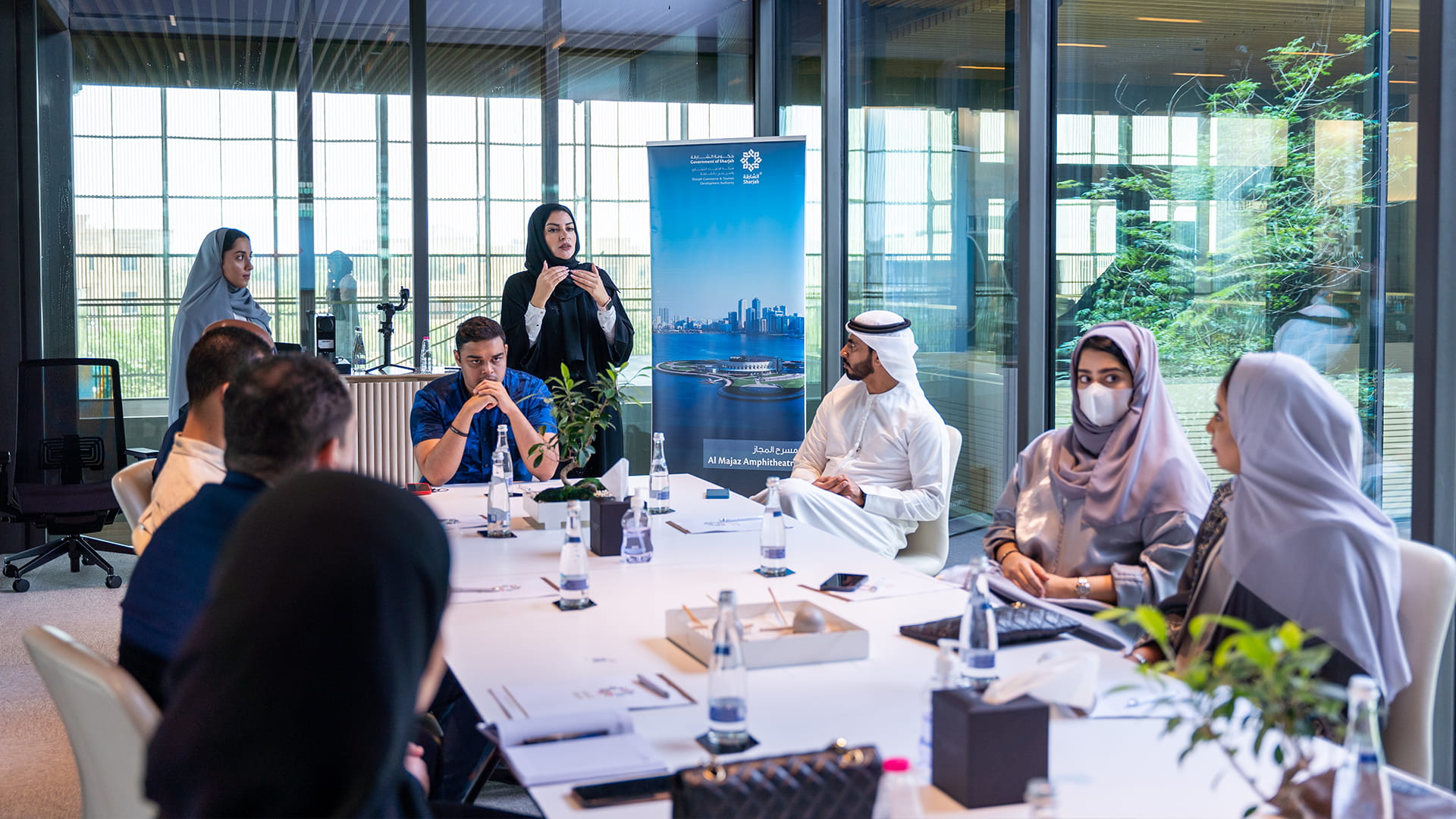 خدمات تقدمها هيئة الإنماء التجاري والسياحي بالشارقة 