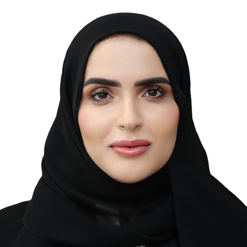 علياء فضل السويدي)