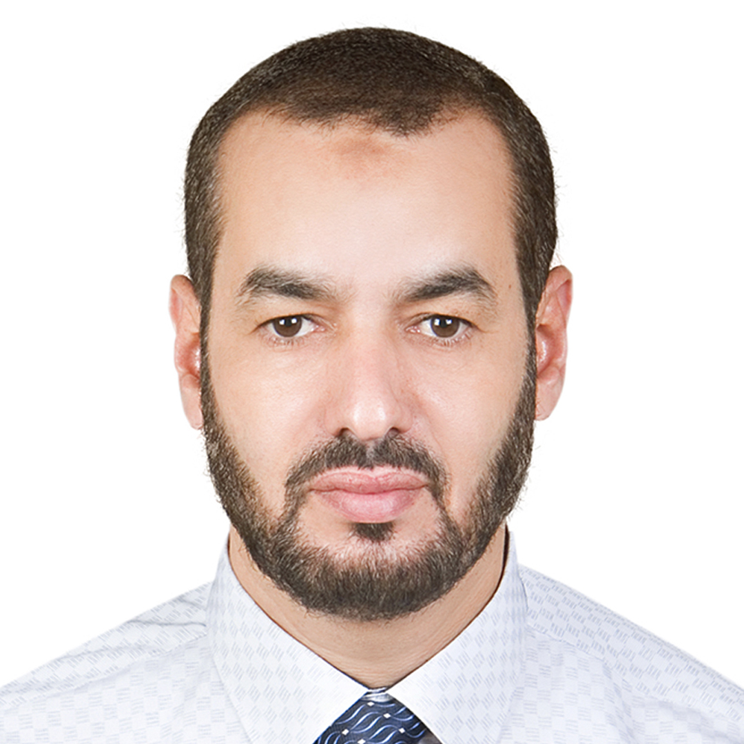 الأستاذ الدكتور محمد سماعي)